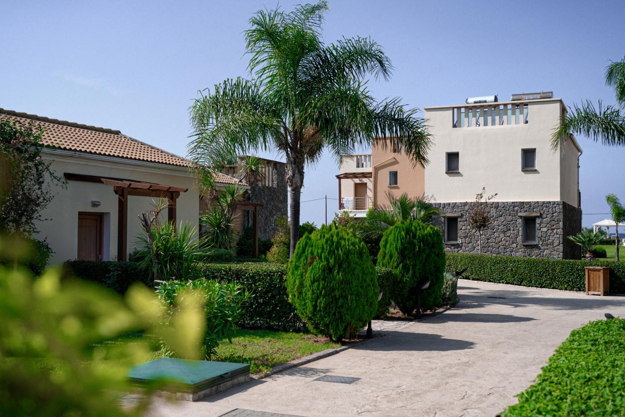 Restia (Adults Only) Hotel Almiros Beach Exterior photo
