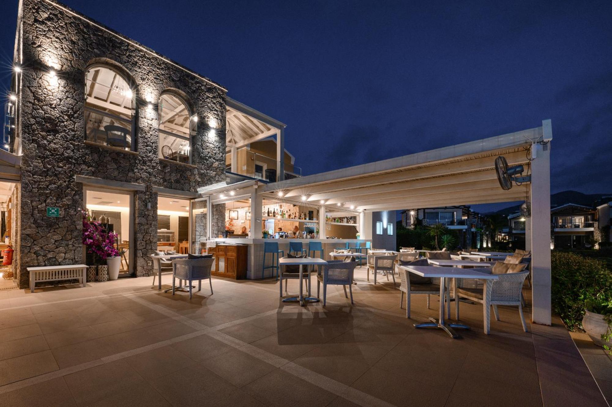 Restia (Adults Only) Hotel Almiros Beach Exterior photo